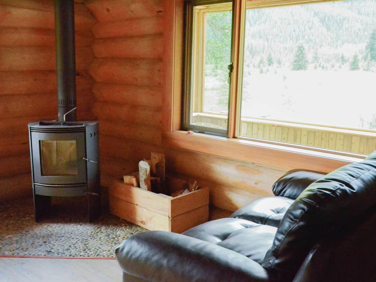 Rock Lake Lodge Provincial Park Rock Lake Lodge מראה חיצוני תמונה