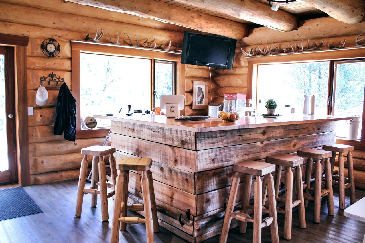 Rock Lake Lodge Provincial Park Rock Lake Lodge מראה חיצוני תמונה